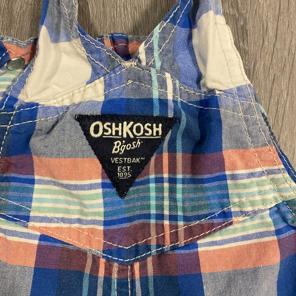 18m oshkosh baby romper - Picture 4 of 4
